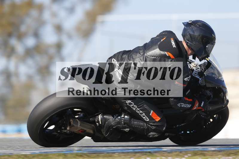 /Archiv-2024/02 29.01.-02.02.2024 Moto Center Thun Jerez/Gruppe gruen-green/315